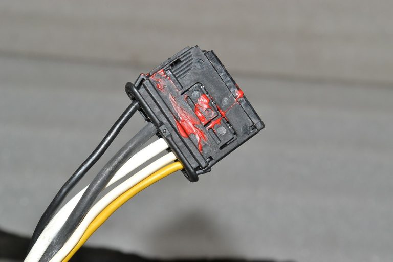 Renault Trafic II Opel Vivaro A Durvju instalācijas instalācija Aizmugurējā labajā pusē 8200320924