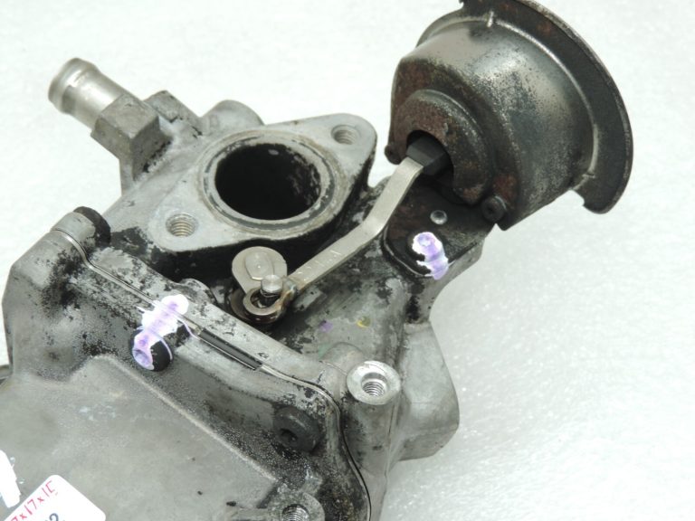Oriģinālais Renault Nissan Opel 1.6 dCi R9M EGR dzesētājs 147355224R 147357086R