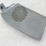 Oriģinālais Renault Espace 5 instrumentu paneļa skaļruņa vāks kreisais 682108438R