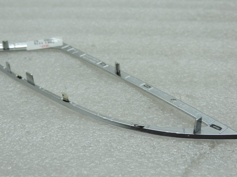 Oriģināls Renault Espace 5 Priekšējais labās puses durvju logu regulatora slēdža vāka rāmis