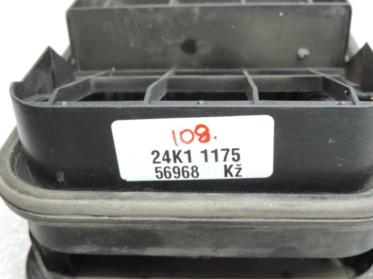 2x oriģināls Renault Espace 5 virsbūves ventilācijas restīšu komplekts