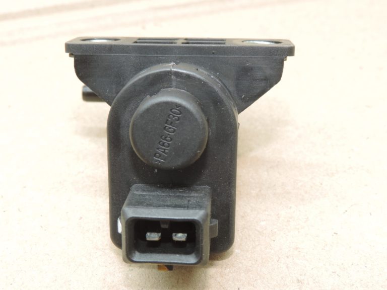 Oriģinālais Renault Espace V Megane IV 1.6 dCi elektromagnētiskā vārsta spiediena pārveidotājs 8200762162
