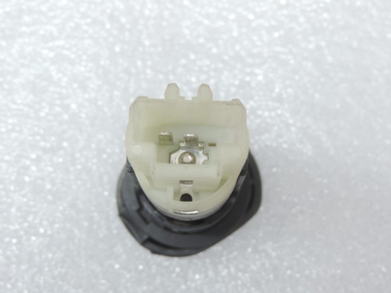 Oriģinālā Renault Espace V 12V aizmugurējā/priekšējā savienojuma ligzda 253312923R