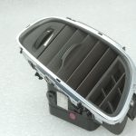 Oriģinālais Renault Espace V priekšējais ventilācijas lodziņš priekšējais kreisais brūnais (HARM02)