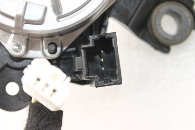 Oriģināls Renault Captur I Clio IV Zoe ZE50 aizmugurējā stikla tīrītāja motors 287105483R