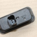 Oriģinālais Renault Captur I Clio III Megane III Zoe aizmugurējo durvju slēdzis 8200076256