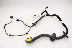 Renault Captur I (J87) Aizmugurējo kreiso durvju elektroinstalācijas instalācija 241278113R