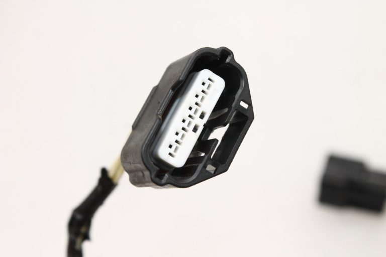 Renault Captur I (J87) Aizmugurējo kreiso durvju elektroinstalācijas instalācija 241278113R