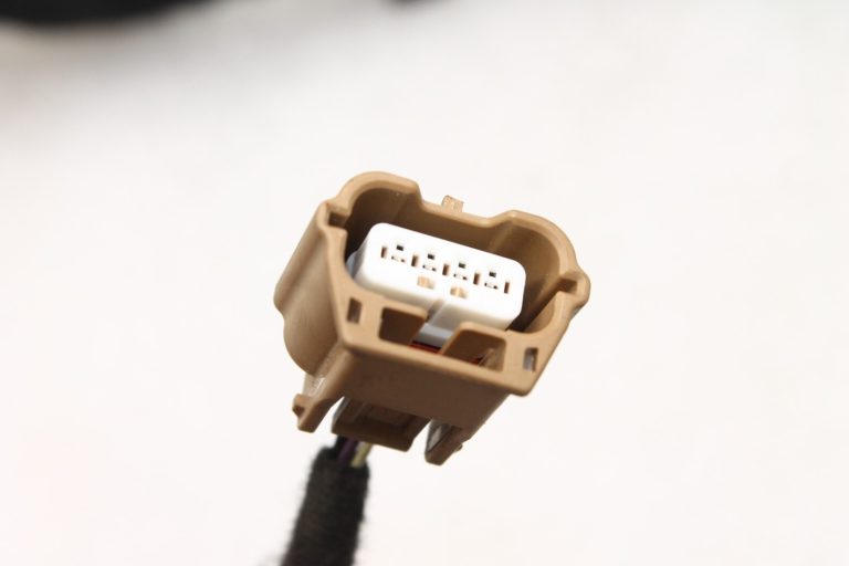 Renault Captur I (J87) Priekšējo kreiso durvju elektroinstalācijas instalācija 241244969R