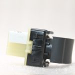 Oriģināls Renault Dacia Dacia elektrisko logu slēdzis aizmugurējais kreisais labais 254218614R