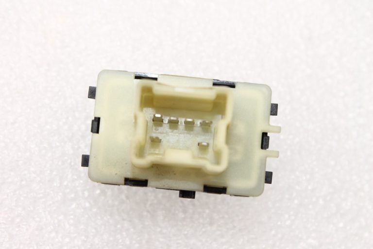 Oriģināls Renault Dacia Dacia elektrisko logu slēdzis aizmugurējais kreisais labais 254218614R