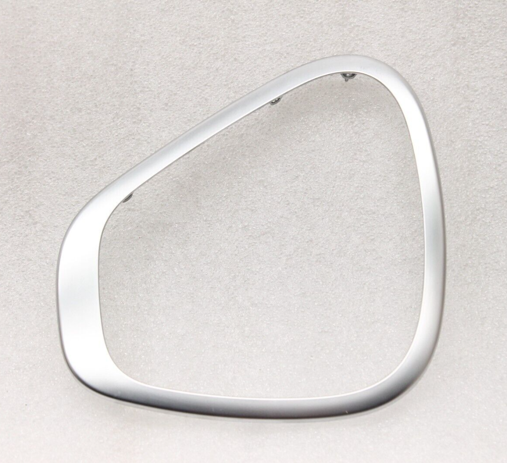 Renault Captur I (J87) Facelift Front left door loudspeaker cover