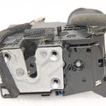 Oriģinālā Renault Captur I (J87) aizmugurējo kreiso durvju slēdzene 805034742R