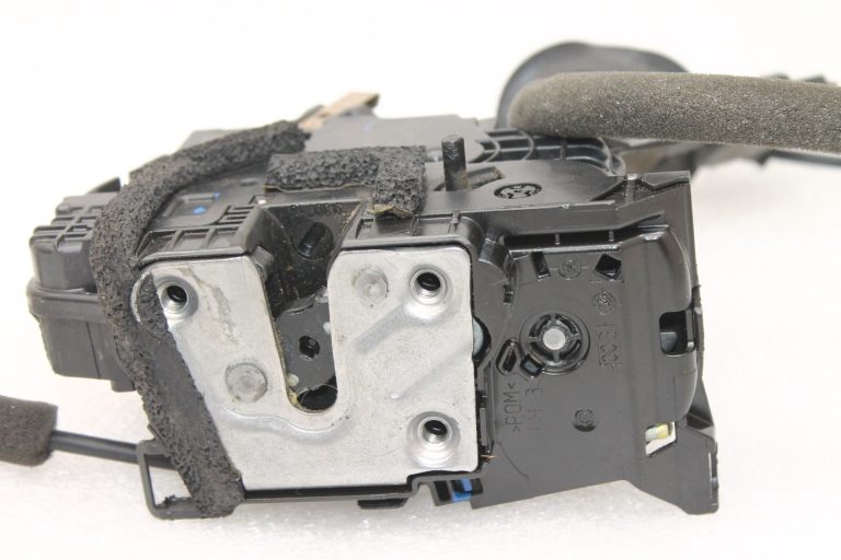 Oriģinālā Renault Captur I (J87) aizmugurējo kreiso durvju slēdzene 805034742R