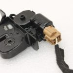Oriģinālā Renault Captur I (J87) aizmugurējo durvju slēdzene 905039428R