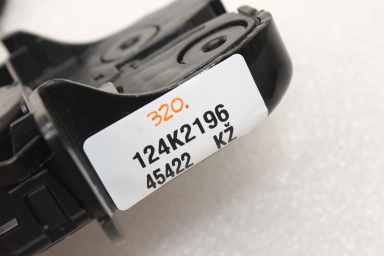 Oriģinālā Renault Captur I (J87) aizmugurējo durvju slēdzene 905039428R