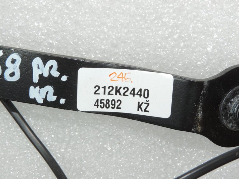 Oriģinālā Renault Captur I (J87) priekšējās kreisās drošības jostas sprādze 878177659R