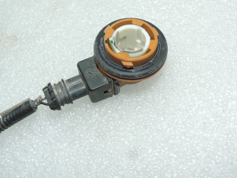 Oriģinālā Renault Captur I aizmugurējā PDC stāvvietas sensora vadu instalācija 240152782R