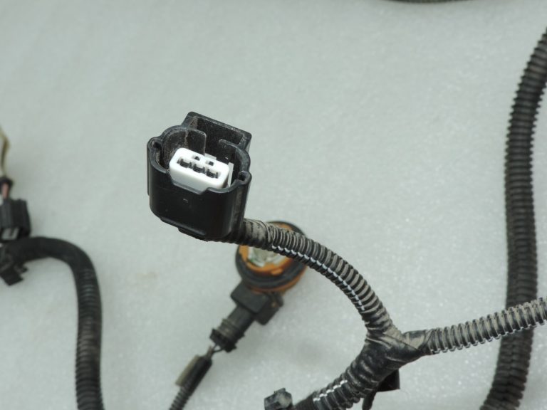 Oriģinālā Renault Captur I aizmugurējā PDC stāvvietas sensora vadu instalācija 240152782R