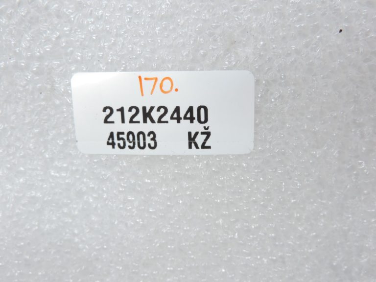 Oriģinālā Renault Captur I (J87) priekšējā kreisā labā durvju bremze 804308807R