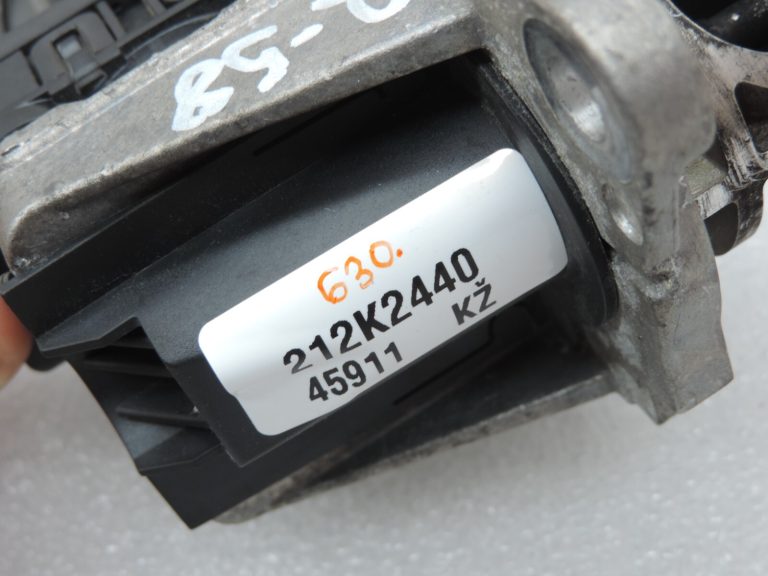 Oriģināls Renault Captur I Clio IV 1.5 dCi EGR vārsts 147107172R