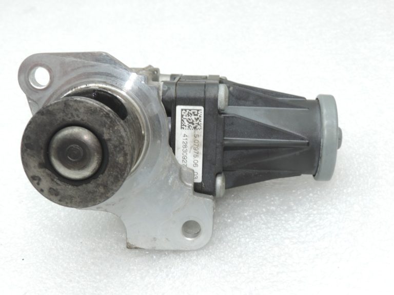 Oriģināls Renault Captur I Clio IV 1.5 dCi EGR vārsts 147107172R