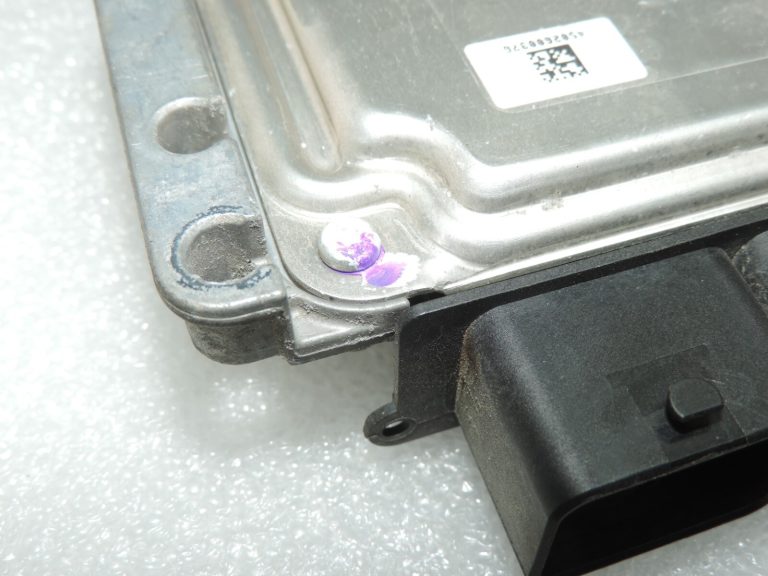 Oriģināls Renault Captur I Clio IV 1.5 dCi K9K motora vadības bloks ECU 237104123S