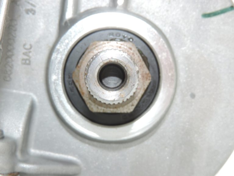 Oriģinālais Renault Captur I (J87) Stūres pastiprinātājs Stūres statnis 488105237R