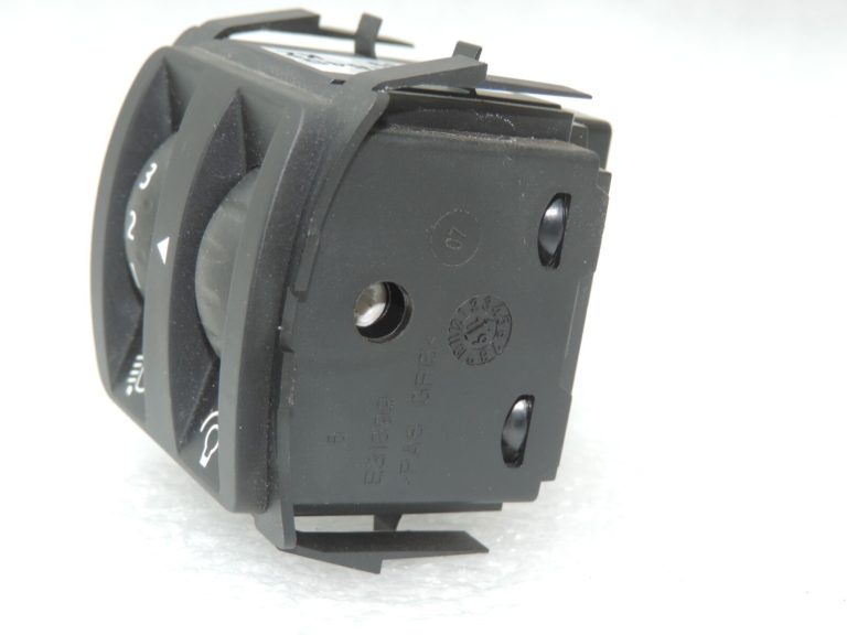 Oriģināls Renault Captur I priekšējo lukturu regulēšanas slēdzis LWR dimmer 251900567R