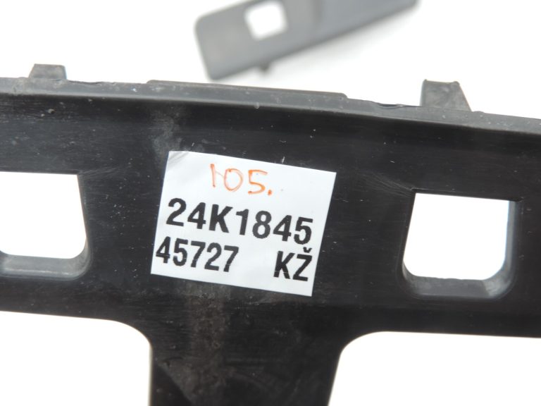 Oriģināls Renault Captur I Priekšējā bampera kronšteinu komplekts 628103636R