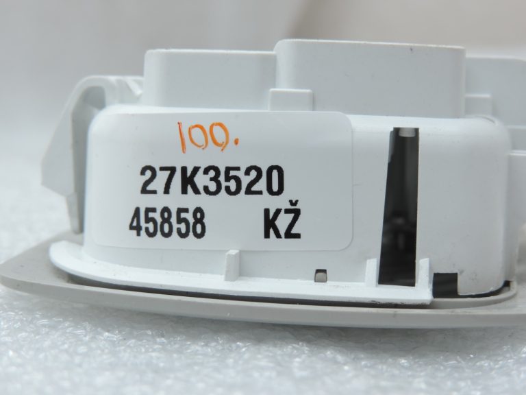 Renault Captur I Megane IV Aizmugures salona apgaismojums 264303010R