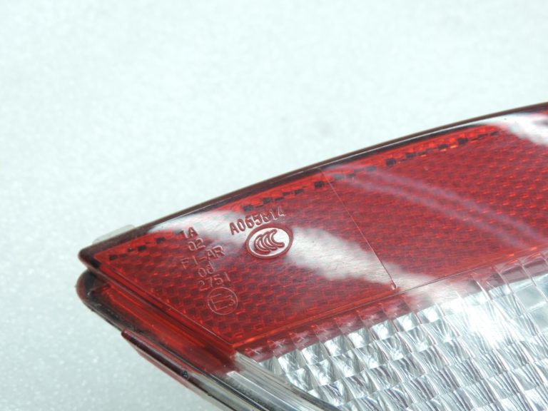 Oriģinālais Renault Captur I (J87) Aizmugurējais atpakaļgaitas lukturis aizmugurējais labais 265540003R