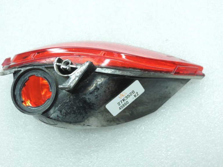 Oriģinālais Renault Captur I (J87) aizmugurējais miglas lukturis aizmugurējais kreisais 265850007R