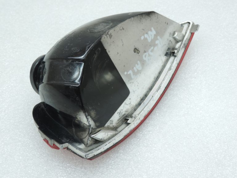 Oriģinālais Renault Captur I (J87) aizmugurējais miglas lukturis aizmugurējais kreisais 265850007R
