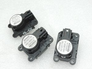 Oriģināls Renault Captur I Clio IV gaisa kondicionēšanas sistēmas aktuatoru komplekts 277322711R