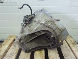 Renault Megane III 1.6 16V Pārnesumkārba Manuālā 6 pakāpju TL4A030