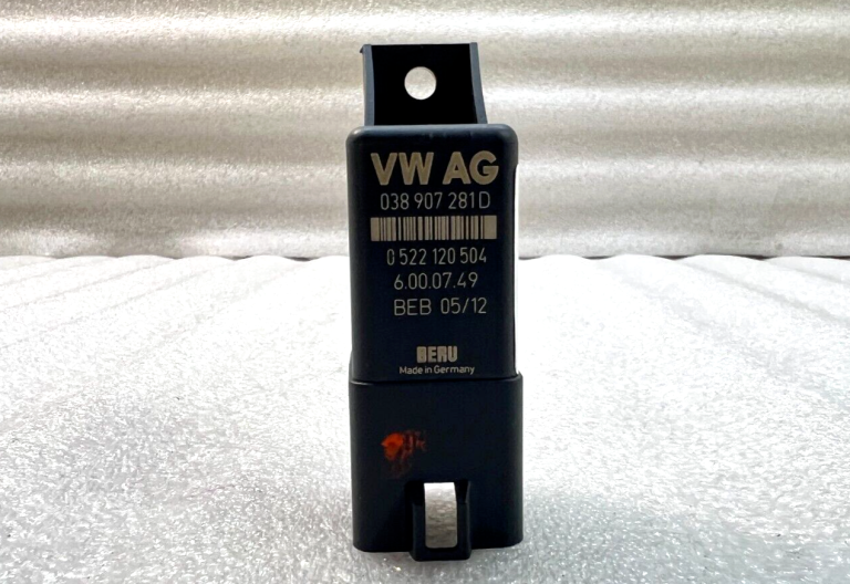 Skoda VW VW Audi Seat Oriģinālais kvēlspuldzes vadības bloka relejs 038907281d