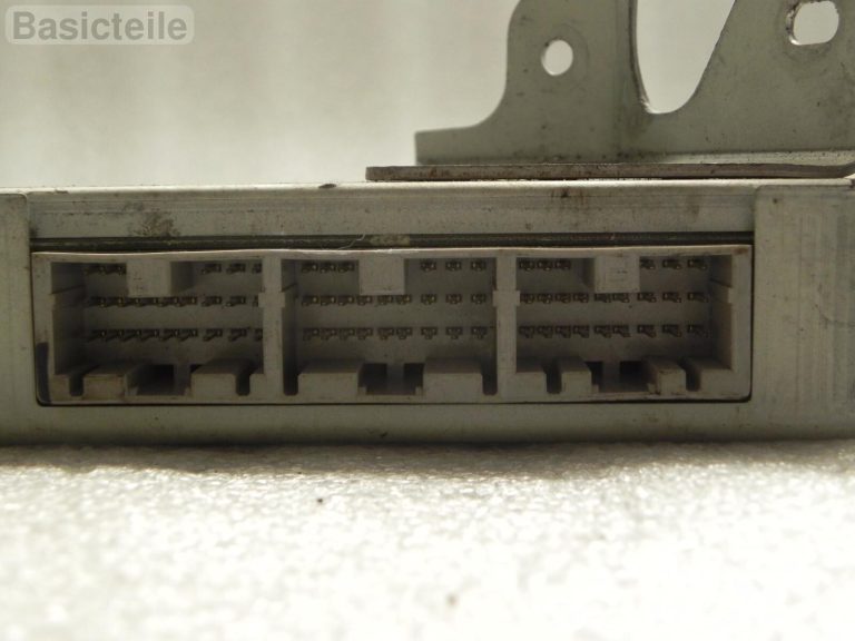 Subaru Legacy Outback 2.5i 115kw RN vadības bloks transmisijas vadības bloks 31711AE020