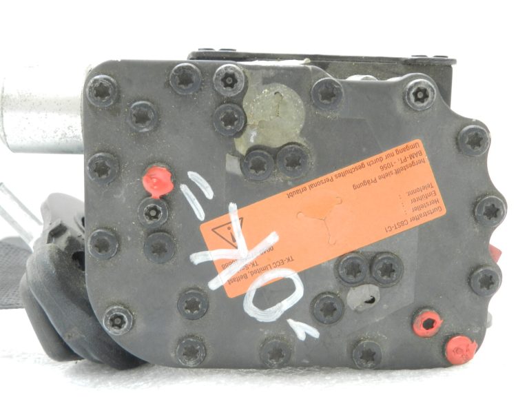 SAAB 9-3 93 YS3F Aizmugurējā drošības josta kreisā labā melna 12796401