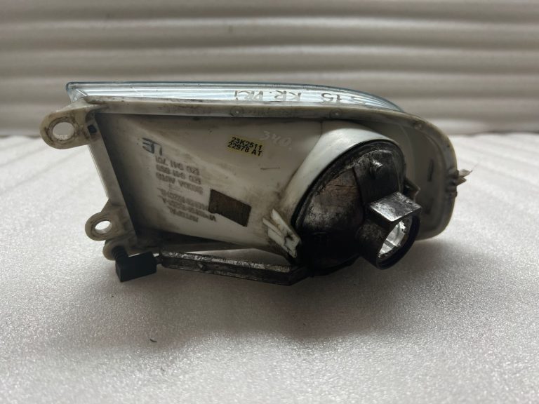 Skoda oriģinālais miglas lukturis kreisais miglas lukturis 1z0941699 1Z0941701