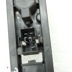 Saab 9-5 95 YS3E salons aizmugurējā apgaismojuma spuldzes ligzda iekšpusē 09/97-07/01 4677100