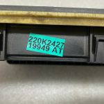 Škoda Superb III 3V aizmugurējā virsbūves ventilācijas restīte 7PP819181A