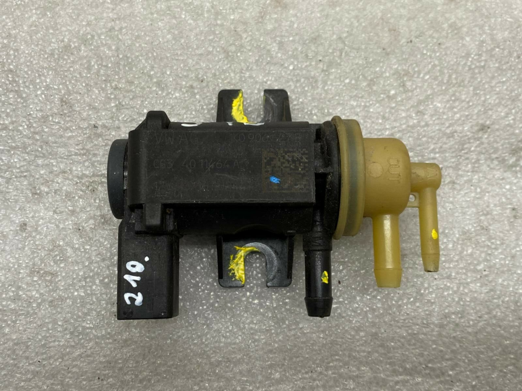 Škoda Superb III B8 3V Pressure transducer 1K0906627B