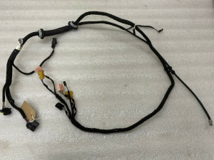 Skoda Superb 3V kabeļu komplekts aizmugurējo durvju savienojuma tiltiņam 3V9972175G