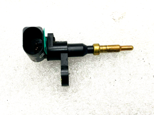 Skoda Superb III B8 3V coolant temperature sensor 04E919501B