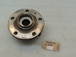 Škoda Superb III 3V Kombi 4x4 Aizmugures ass Aizmugures riteņa gultnis 8V0598625A