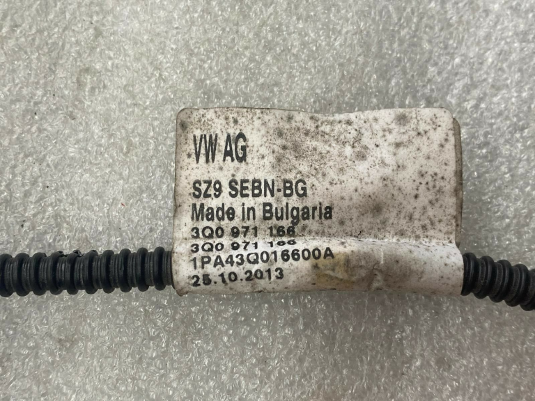 Škoda Superb III B8 3V vadu komplekts, vadu kopnes adapteris 3q0971166