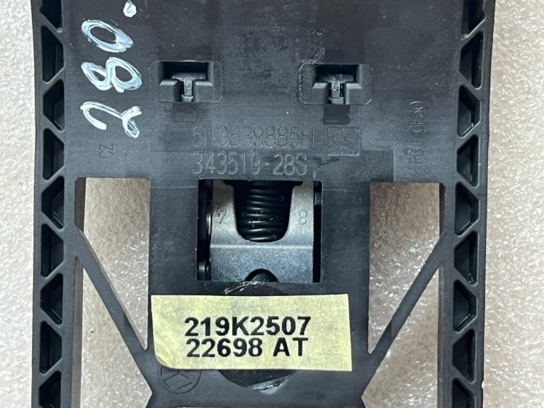 Skoda vw oriģināls durvju rokturis kausa gultņa kronšteins aizmugurējais kreisais labais 5n0839885h