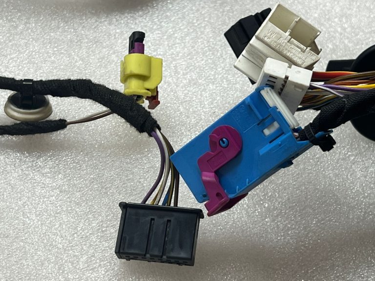 Skoda Kodiaq priekšējo labo durvju elektroinstalācijas komplekts 566971121 566971121EQ