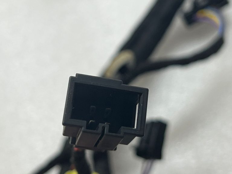 Skoda Kodiaq priekšējo labo durvju elektroinstalācijas komplekts 566971121 566971121EQ
